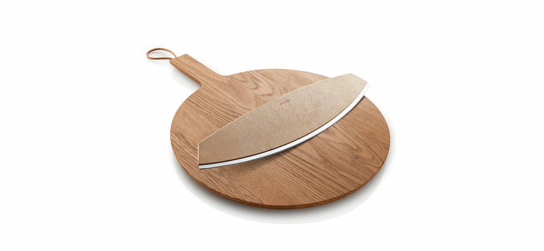 Eva Solo CUTTING BOARD ROUND WOOD WITH HANDLE Host/Hostess 2 Eva Solo CUTTING BOARD ROUND WOOD WITH HANDLE Host/Hostess