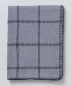 Throw Collection Graydon By Alicia Adams Gifts By Occasion