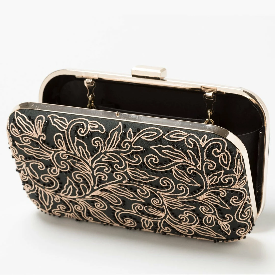 Lori Weitzner Athena Clutch Gifts By Recipient 1 Lori Weitzner Athena Clutch Gifts By Recipient