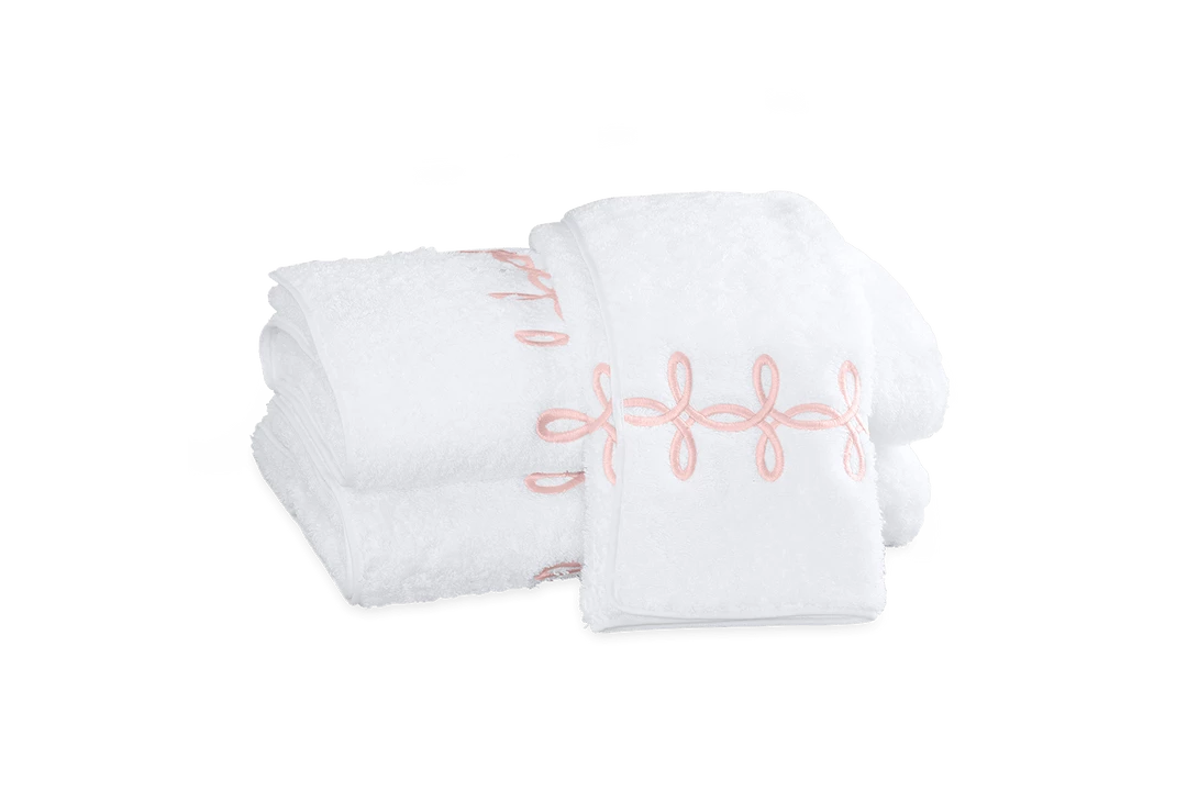Gifts By Occasion Gordian Knot Towel Collection By Matouk 9 Gifts By Occasion Gordian Knot Towel Collection By Matouk
