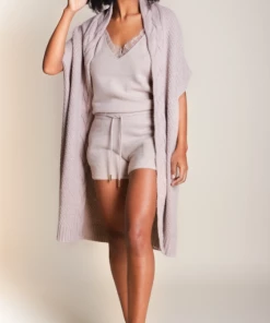 Needle&Pine Sleeveless Cashmere Cardigan (Available In 2 Colors)