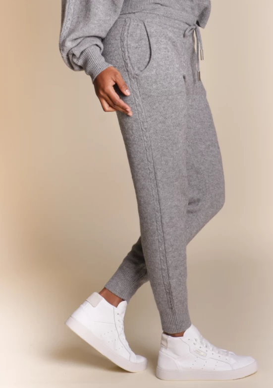 Needle&Pine Cashmere Jogger Pants (Available In 3 Colors) 9 Needle&Pine Cashmere Jogger Pants (Available In 3 Colors)