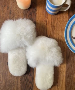 Samantha Holmes Alpaca SLIDES ALPACA FUR (Available In Different Colors And Sizes)
