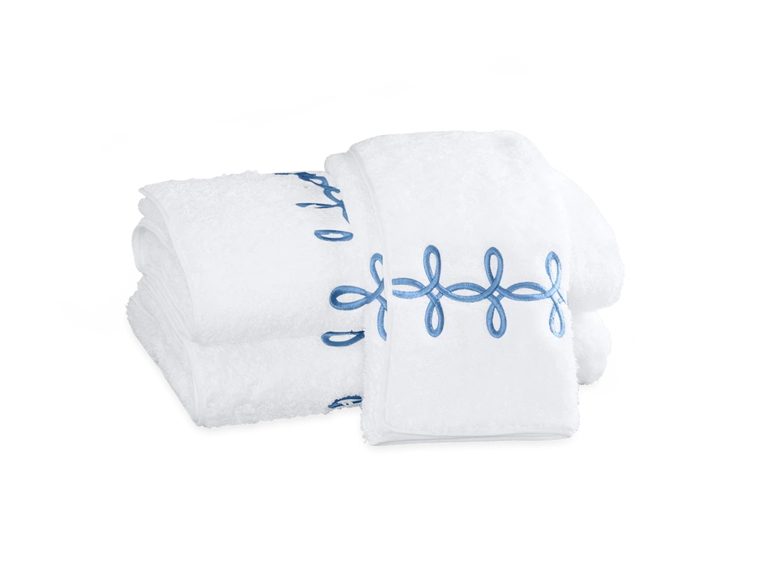 Gifts By Occasion Gordian Knot Towel Collection By Matouk 8 Gifts By Occasion Gordian Knot Towel Collection By Matouk