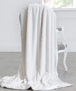 Lil Giraffe Luxe Creme Throw Gifts By Occasion