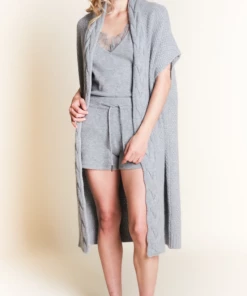 Needle&Pine Sleeveless Cashmere Cardigan (Available In 2 Colors)