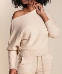 Needle&Pine Cashmere Off Shoulder Sweater (Available In 3 Colors) Gifts By Recipient 14 Needle&Pine Cashmere Off Shoulder Sweater (Available In 3 Colors) Gifts By Recipient